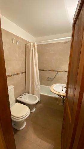 Triplex En Pleno Centro/3 Hab En Suite Cochera Cub