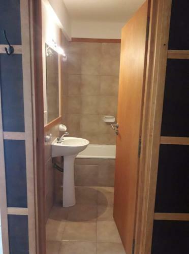 Apartamento Depto Centrico Con Peque�o Jardin Y Parrilla