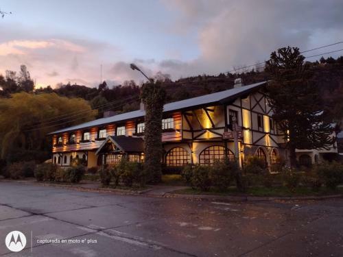Hotel Ayres Del Filo