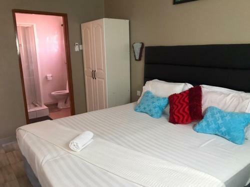 Bed & Breakfast Barbie's Bnb Gabane