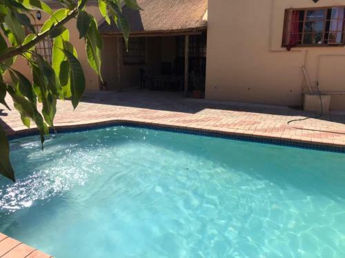 Bed & Breakfast Barbie's Bnb Gabane
