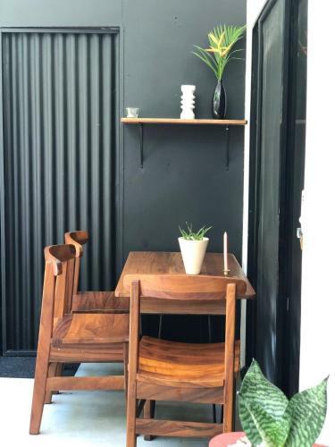 Casa Eden - Modern Peaceful Jungle Apartments