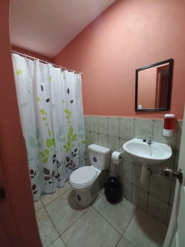 Hotel Hostal Munch