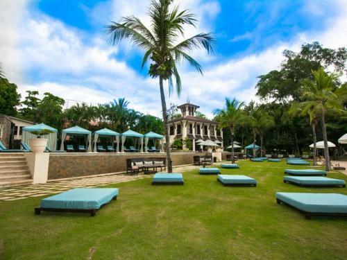 Colorfully Decorated 3rd-floor Unit Overlooking Pool At Pacifico In Coco