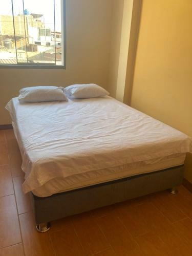 Alojamiento En Mancora - Alipio House