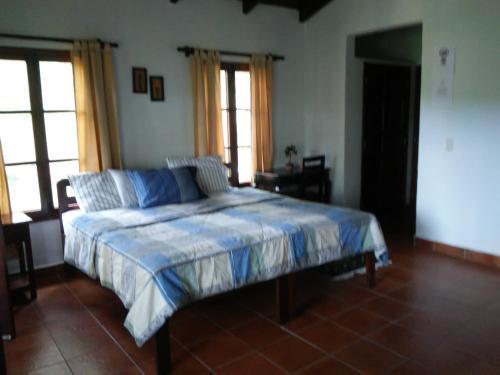 Villa Poinsettia