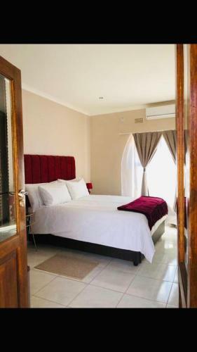 Hostal Lekuka Guesthouse