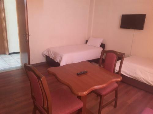 Hotel Dhm Guest House