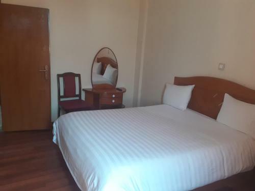 Hotel Dhm Guest House