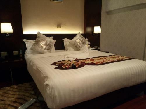 Sherar Addis Hotel
