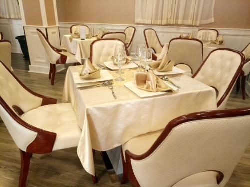 Sherar Addis Hotel