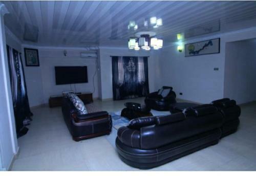 Apartamento Phagibs Inn Hotel