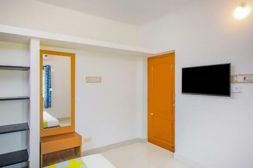 Hostal Oyo 78810 Shankar Pleasant Stays