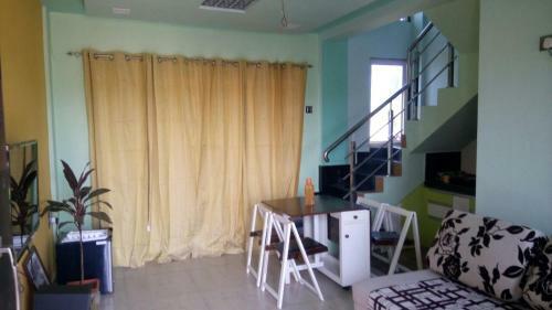 Hotel White Sand Retreat
