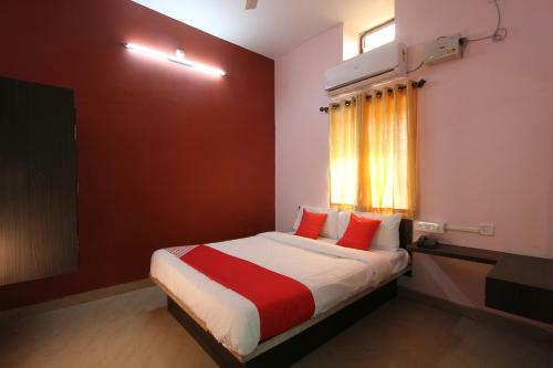 Hotel Oyo 28473 Skg Comforts