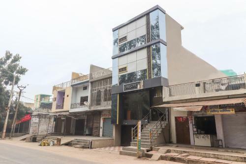 Hotel Oyo 68456 Vansh Palace