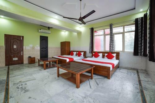 Capital O 49341 Sankalp Hotel