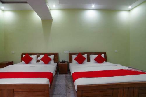 Capital O 49341 Sankalp Hotel