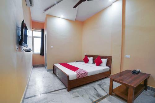 Capital O 49341 Sankalp Hotel