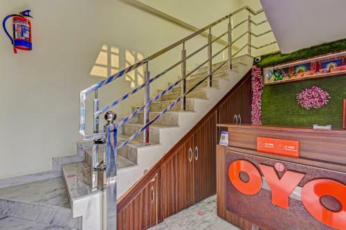 Oyo 23099 Hotel Pragya Inn