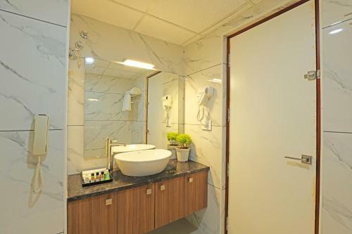 Hotel Krishnavalsam Regency