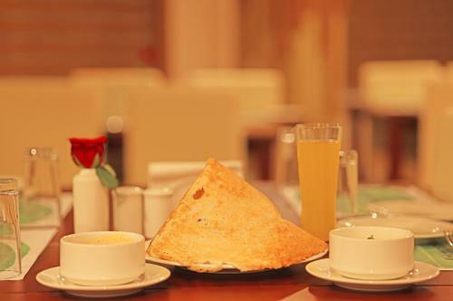 Hotel Krishnavalsam Regency