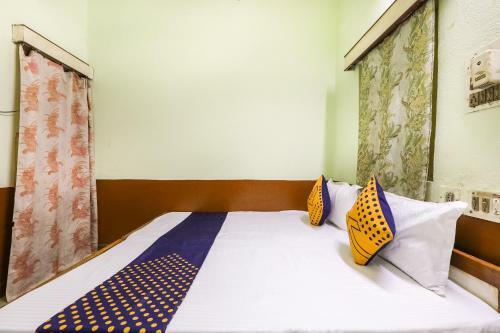 Spot On 63775 Hotel Chetna