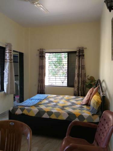 Hostal Shubham Harnai Holidays