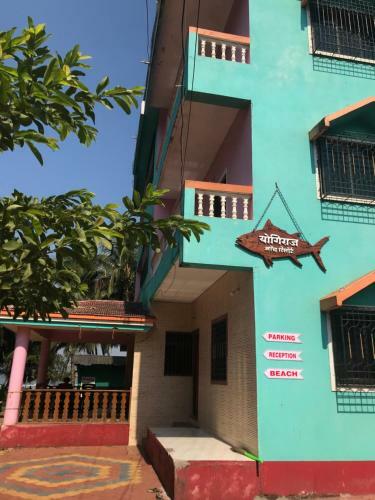 Hotel Yogiraj Beach Resort