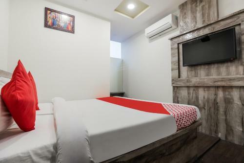Hotel Oyo 42610 H R Inn