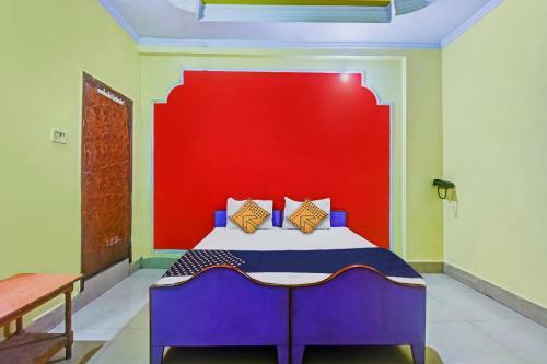 Spot On 62077 Hotel Ratnakar Plaza
