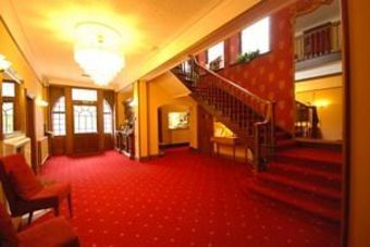 Fife Lodge Hotel