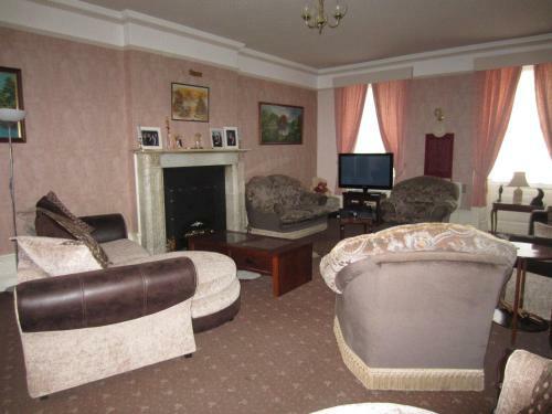 Carmelite House Hotel