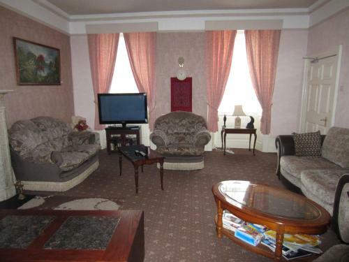 Carmelite House Hotel