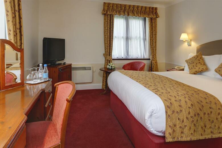Best Western Old Tollgate Hotel & Restaurant