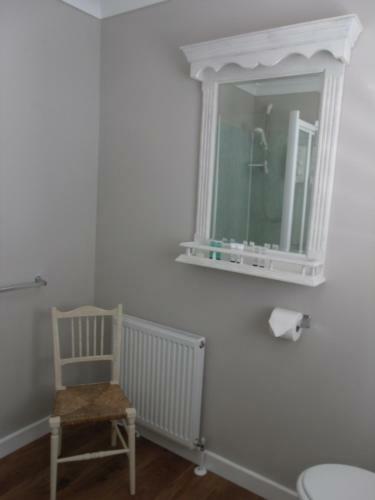 Bed & Breakfast Hooray Henrys