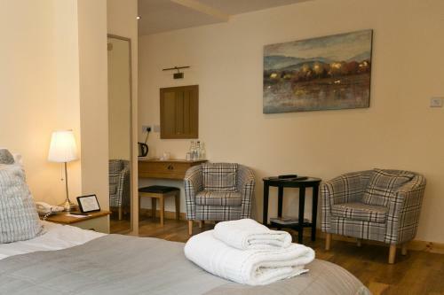 The Manor Hotel