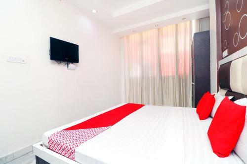 Oyo 44668 Hotel Plazza