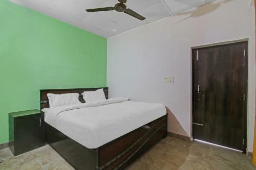 Hotel Oyo Flagship 86287 Shri Krishna Guest House