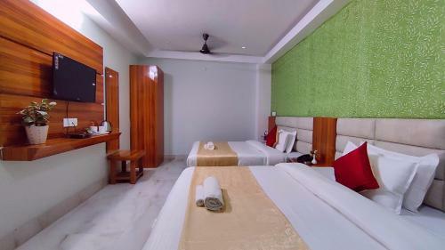 Spring Sky Haridwar By Shrigo Hotels