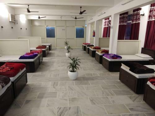 Albergue Dormitary Mahant Tulsidas Charandas Trust