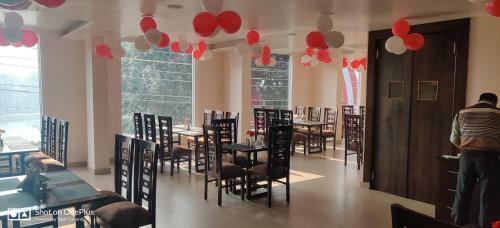Hotel Trimurti
