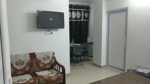 Aakratidivinitysuites