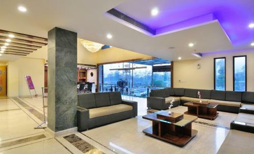 Hotel Crystal Ganga Heights - 1.5 Km From Har Ki Pauri