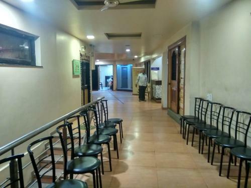Hotel Neelam Residency
