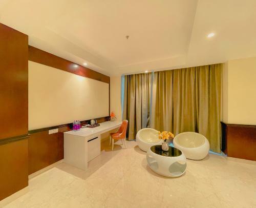 Hotel Royal Orbit
