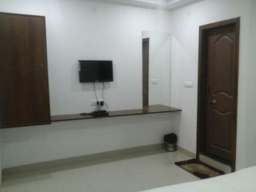 Hotel Regal, Jabalpur