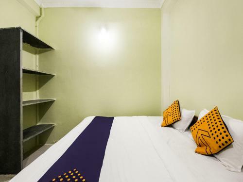 Spot On 75671 Hotel Pawan Palace