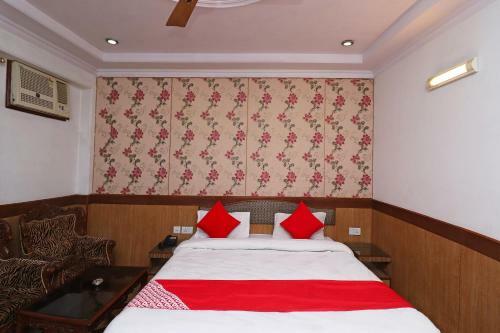Oyo 29788 Hotel Tushar Palace