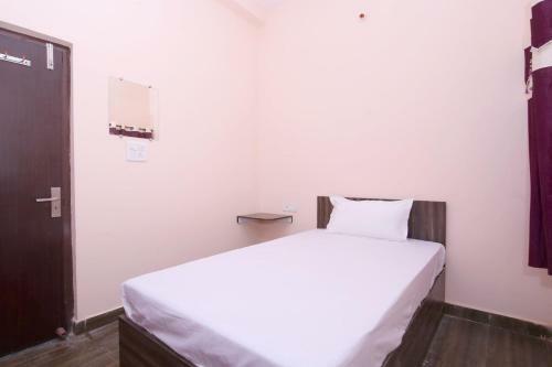 Oyo Flagship 47507 Hotel Chandra